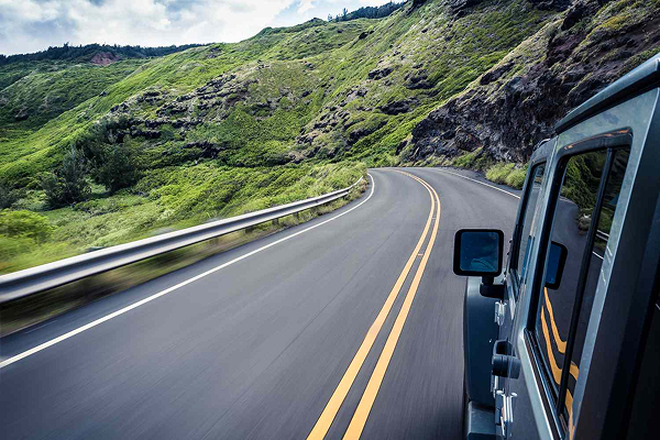 على طريق الإسكندرية